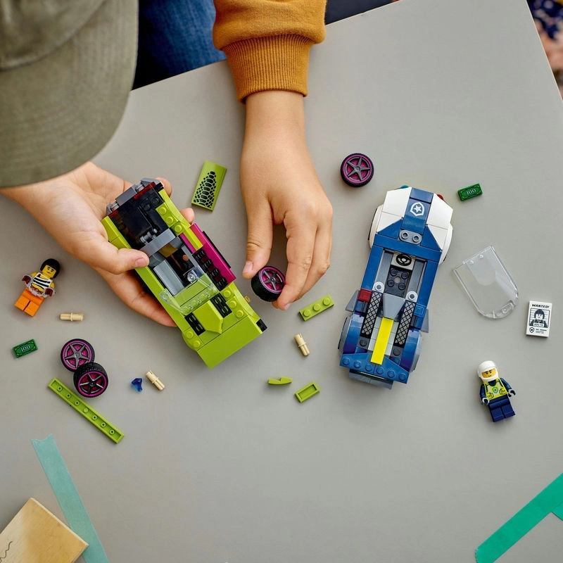 Lego ADR-LSC60415 Polis Arabası ve Spor Araba Takibi