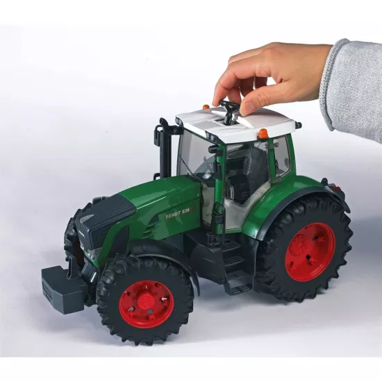 Bruder BR03040 Fendt 936 Vario Traktör